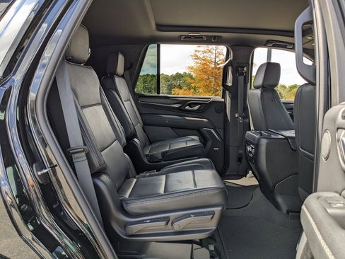 Used 2024 GMC Yukon Denali image 52