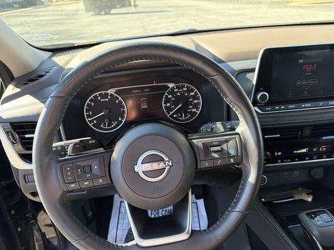 Used 2023 Nissan Rogue SL image 20