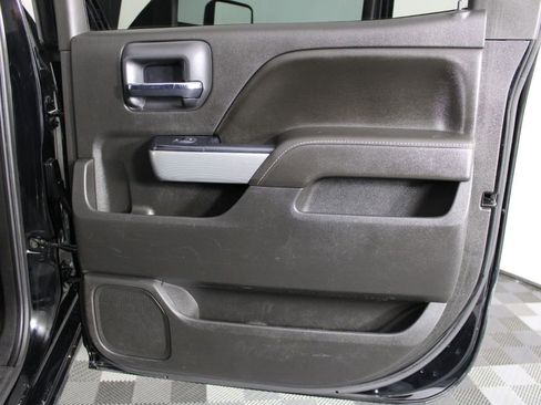 Used 2017 Chevrolet Silverado 2500 LTZ image 34