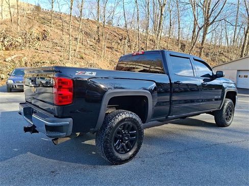 Used 2015 Chevrolet Silverado 2500 LT w/ LT Convenience Package image 12