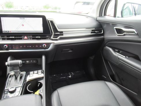 Used 2023 Kia Sportage SX FWD image 14