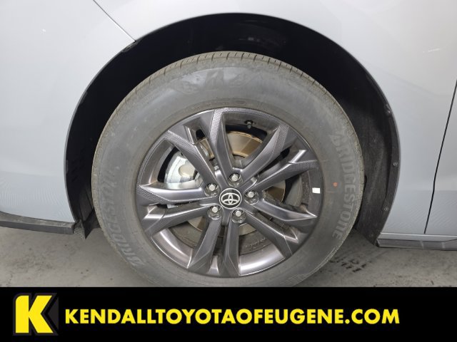 Certified 2026 Toyota Sienna XSE AWD/4WD image 9