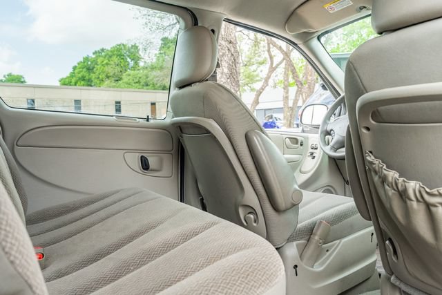 Used 2005 Dodge Grand Caravan SE w/ Popular Equipment Group I FWD image 36