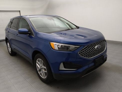 Used 2023 Ford Edge SEL image 13