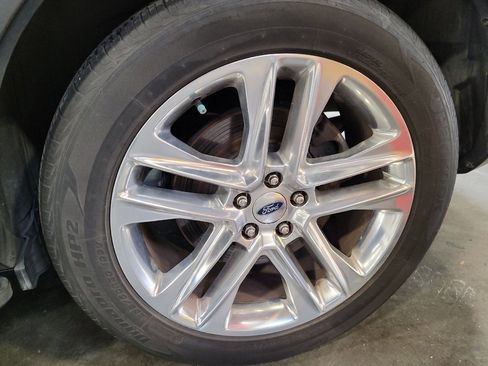 Used 2016 Ford Explorer Limited w/ Equipment Group 301A image 31