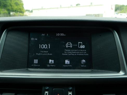 Used 2018 Kia Optima S image 6