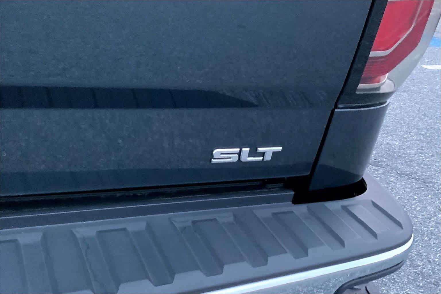 Used 2018 GMC Sierra 1500 SLT AWD/4WD image 10