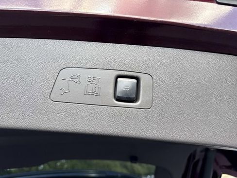 Used 2020 Lincoln Corsair AWD w/ Premium Package image 12