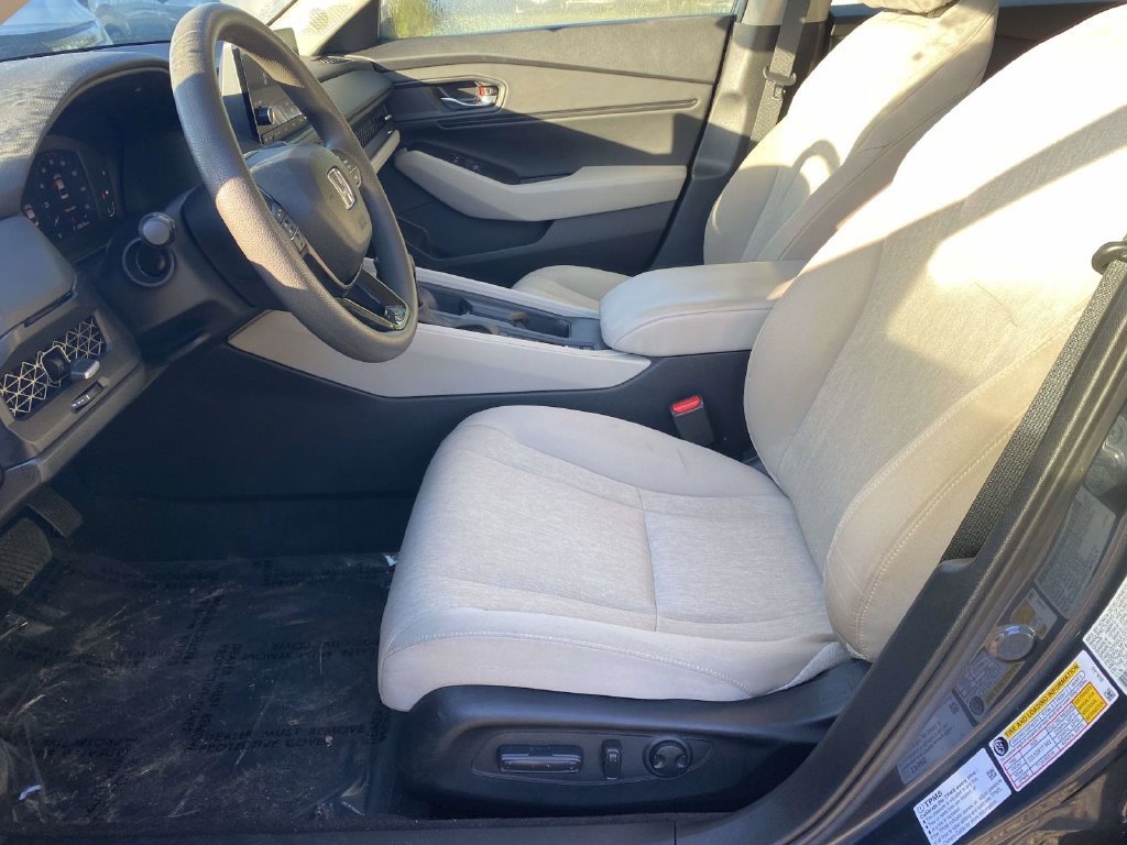 Certified 2025 Honda Accord SE image 14