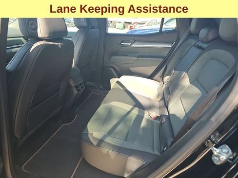 Used 2026 GMC Terrain AT4 AWD/4WD image 7