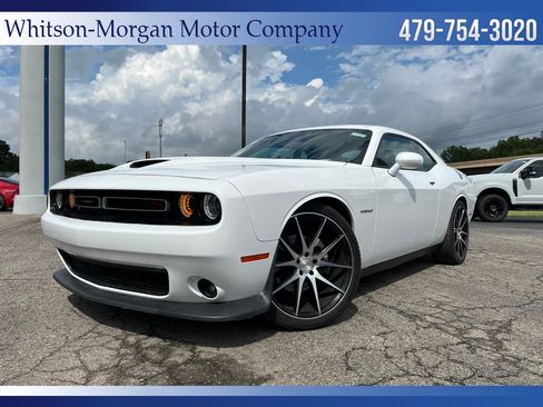 Used 2022 Dodge Challenger R/T image 1