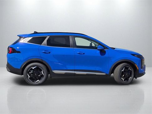 New 2026 Kia Sportage EX image 3
