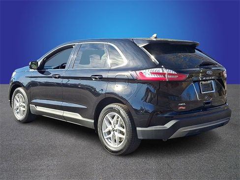 Used 2024 Ford Edge SEL image 6