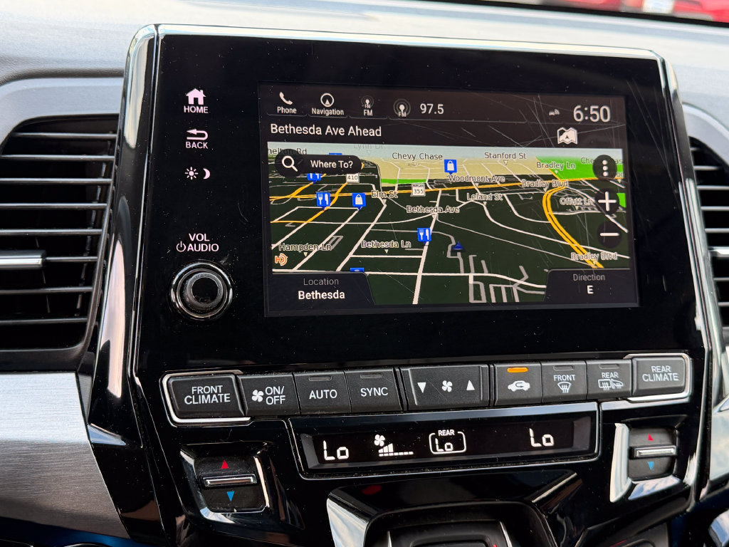 Used 2024 Honda Odyssey Touring image 21