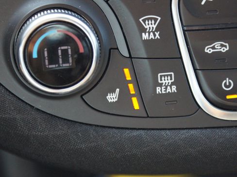 Used 2024 Chevrolet Malibu LT FWD image 7