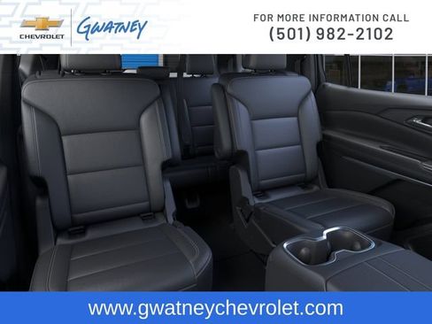 New 2026 Chevrolet Traverse LT w/ Midnight/Sport Edition FWD image 17