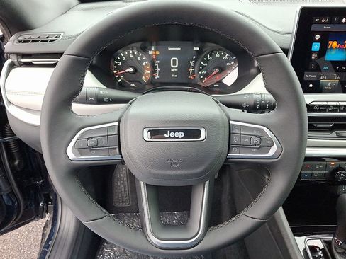New 2026 Jeep Compass Limited image 14