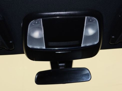 Used 2023 Dodge Charger SXT RWD image 14