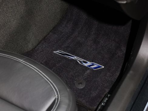 Used 2019 Chevrolet Corvette ZR1 RWD image 36
