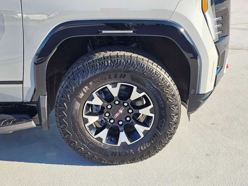 Used 2026 GMC Sierra EV AT4 image 9