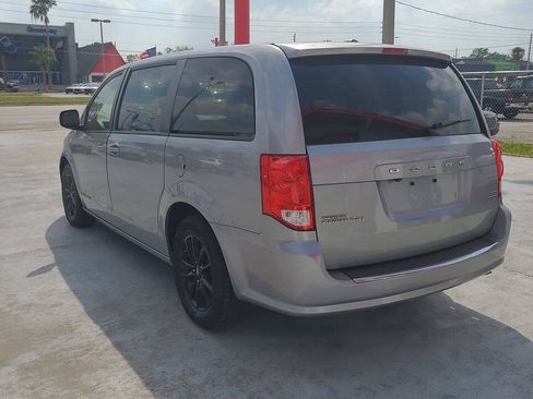 Used 2019 Dodge Grand Caravan GT FWD image 8