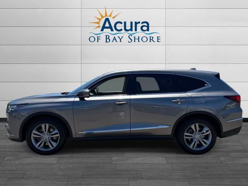 Used 2023 Acura MDX SH-AWD image 4