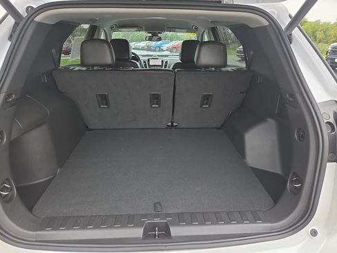 Certified 2023 Chevrolet Equinox Premier AWD/4WD image 26