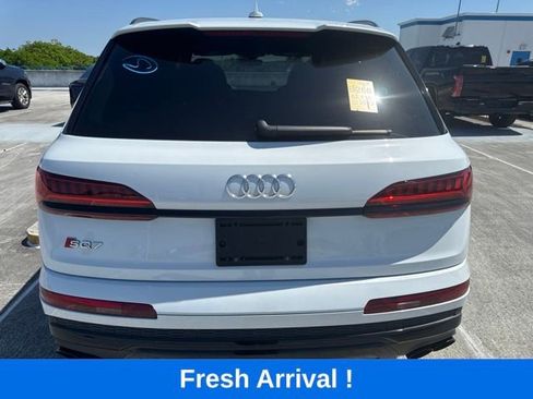 Used 2023 Audi SQ7 Premium Plus w/ Executive Package AWD/4WD image 17