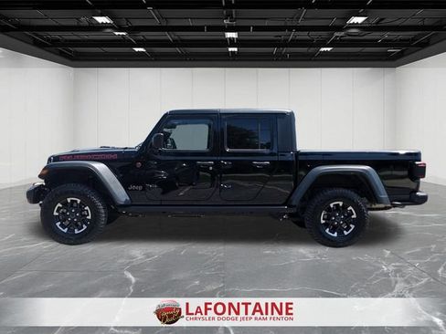 Certified 2026 Jeep Gladiator Rubicon AWD/4WD image 2