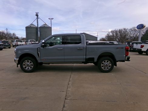 New 2025 Ford F350 Lariat w/ Chrome Package image 6