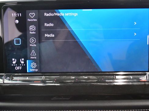 Used 2025 Volkswagen Atlas SE FWD image 26