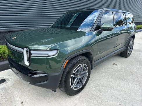 Used 2025 Rivian R1S Adventure AWD/4WD image 7