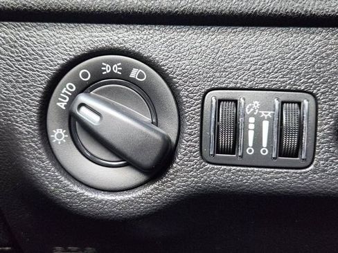 Used 2021 Dodge Charger SXT w/ Leather Interior Group RWD image 20