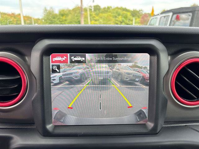 Certified 2021 Jeep Gladiator Rubicon AWD/4WD image 16