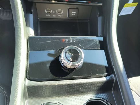 New 2025 Jeep Grand Cherokee Laredo X w/ Luxury Tech Group I image 19