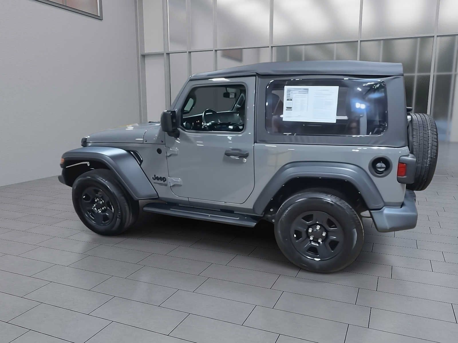 Used 2021 Jeep Wrangler Sport AWD/4WD image 6