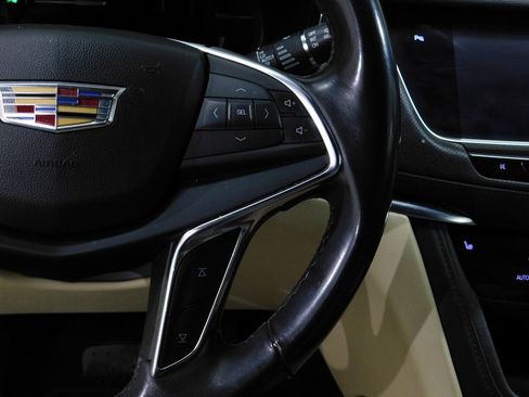 Used 2018 Cadillac XT5 AWD image 49