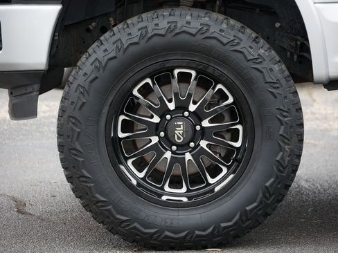 Used 2019 Ford F150 XLT w/ Equipment Group 302A Luxury image 26