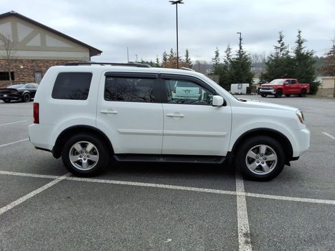 Used 2011 Honda Pilot EX-L image 4