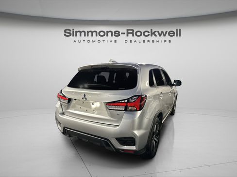 Used 2024 Mitsubishi Outlander Sport SE image 7