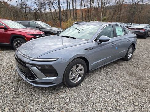 New 2026 Hyundai Sonata SE image 1