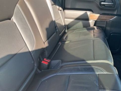 Used 2019 Chevrolet Silverado 1500 High Country w/ Technology Package AWD/4WD image 30