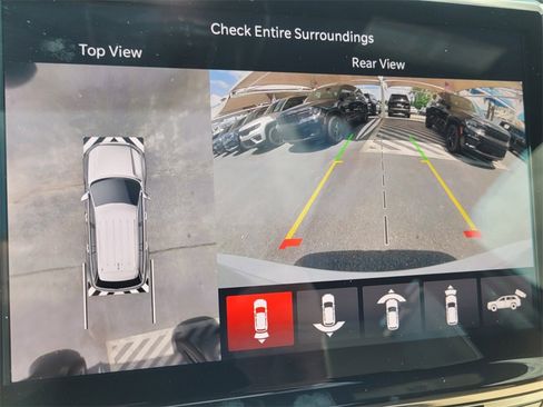 New 2024 Jeep Grand Cherokee Limited w/ Luxury Tech Group II image 17