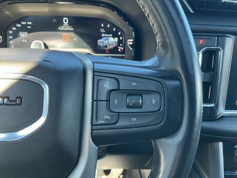 Used 2023 GMC Yukon XL Denali w/ Denali Reserve Package AWD/4WD image 19