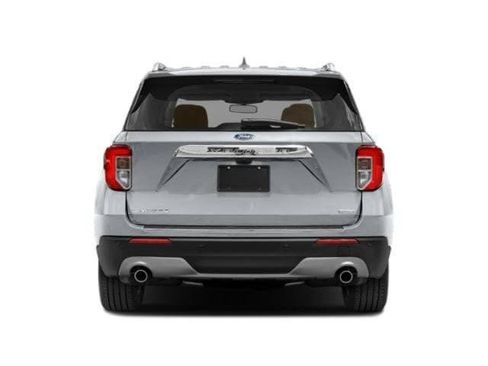 Certified 2022 Ford Explorer Limited w/ Equipment Group 301A AWD/4WD image 5