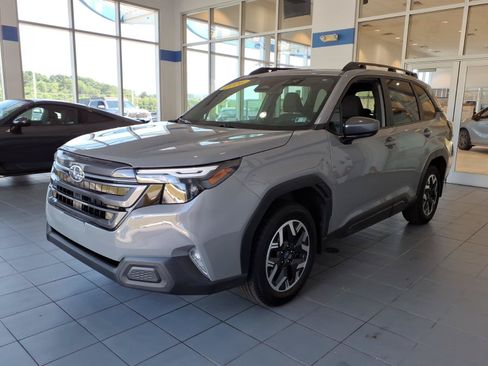Used 2026 Subaru Forester Premium AWD/4WD image 7