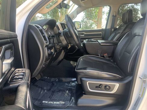 Used 2019 RAM 1500 Laramie image 18