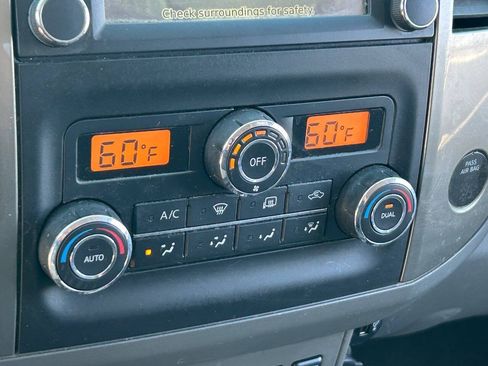 Used 2019 Nissan Frontier SL RWD image 32