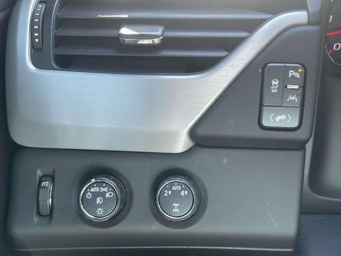 Used 2016 GMC Yukon SLT w/ Premium Edition AWD/4WD image 21