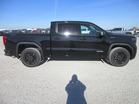 New 2026 GMC Sierra 1500 Elevation image 3